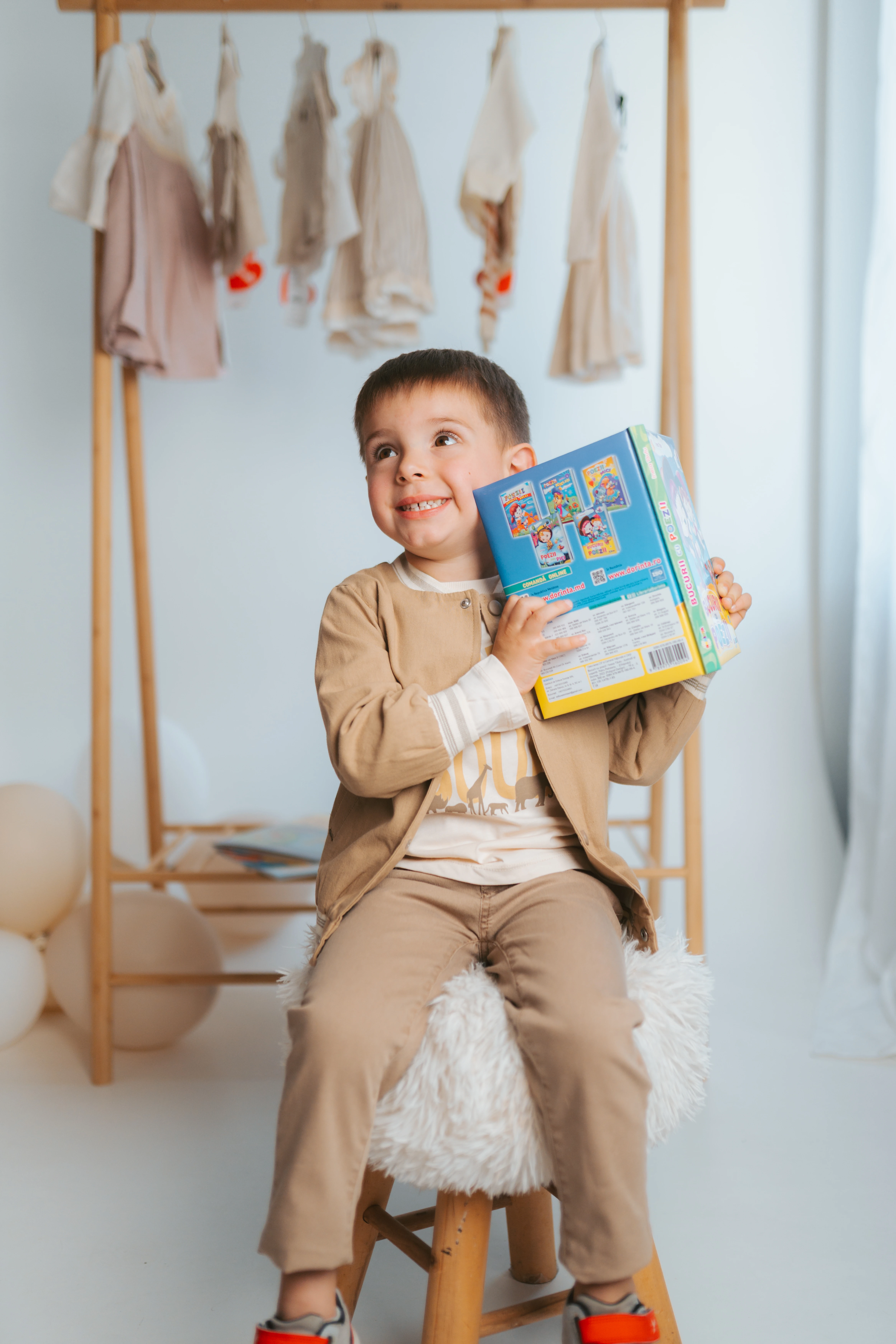 Set băieți 3 piese (jachetă, pantaloni, cămașă)