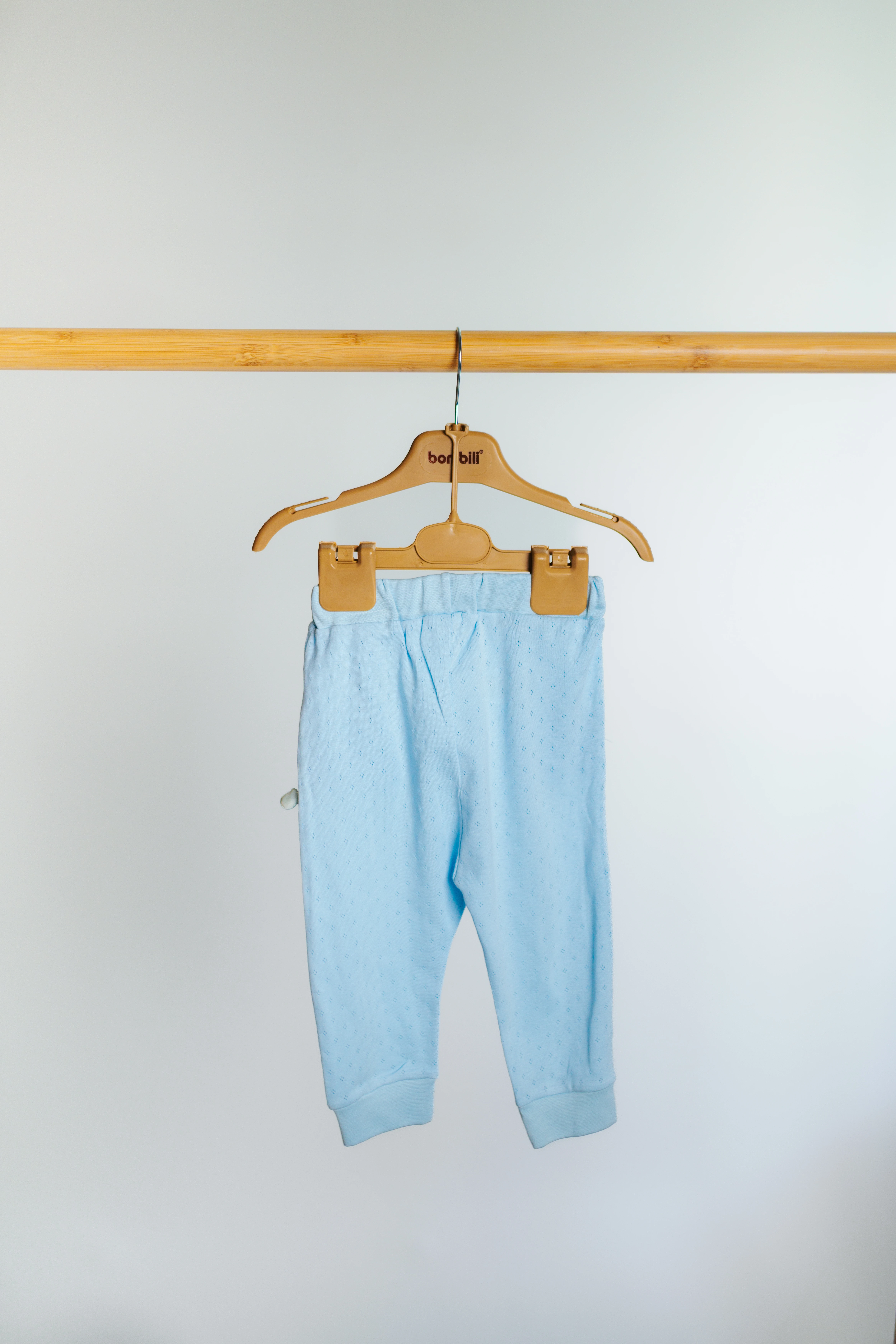 Pantaloni baieti albastri deschisi